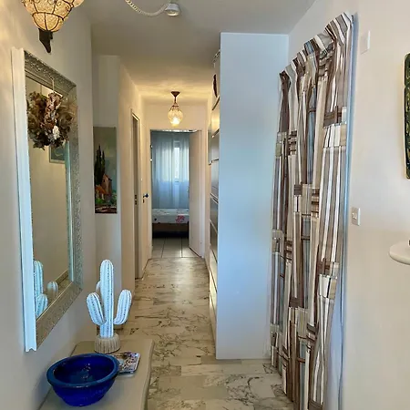 Stunning Sea View, Comfort, Ac, Everything Within Walking Distance * Bandol