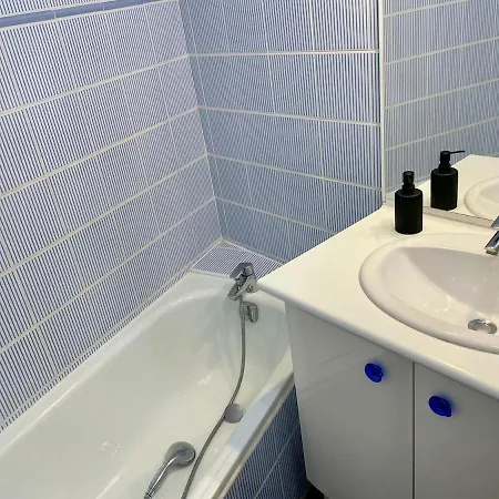 شقة Stunning Sea View, Comfort, Ac, Everything Within Walking Distance باندول