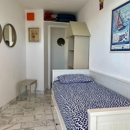 Stunning Sea View, Comfort, Ac, Everything Within Walking Distance * Bandol